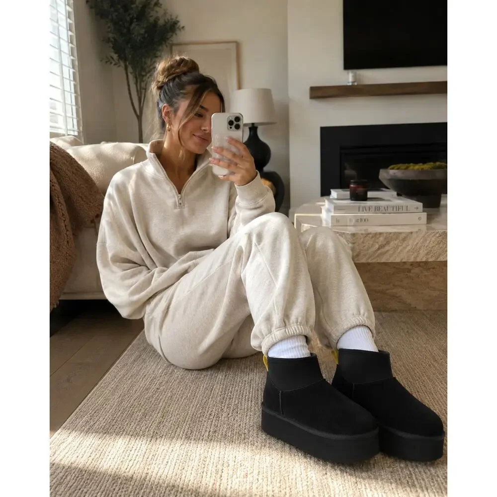 UGG Neoprene Platform Mini Boots Womens 8 Black Ultra Mini Slip On Shoes